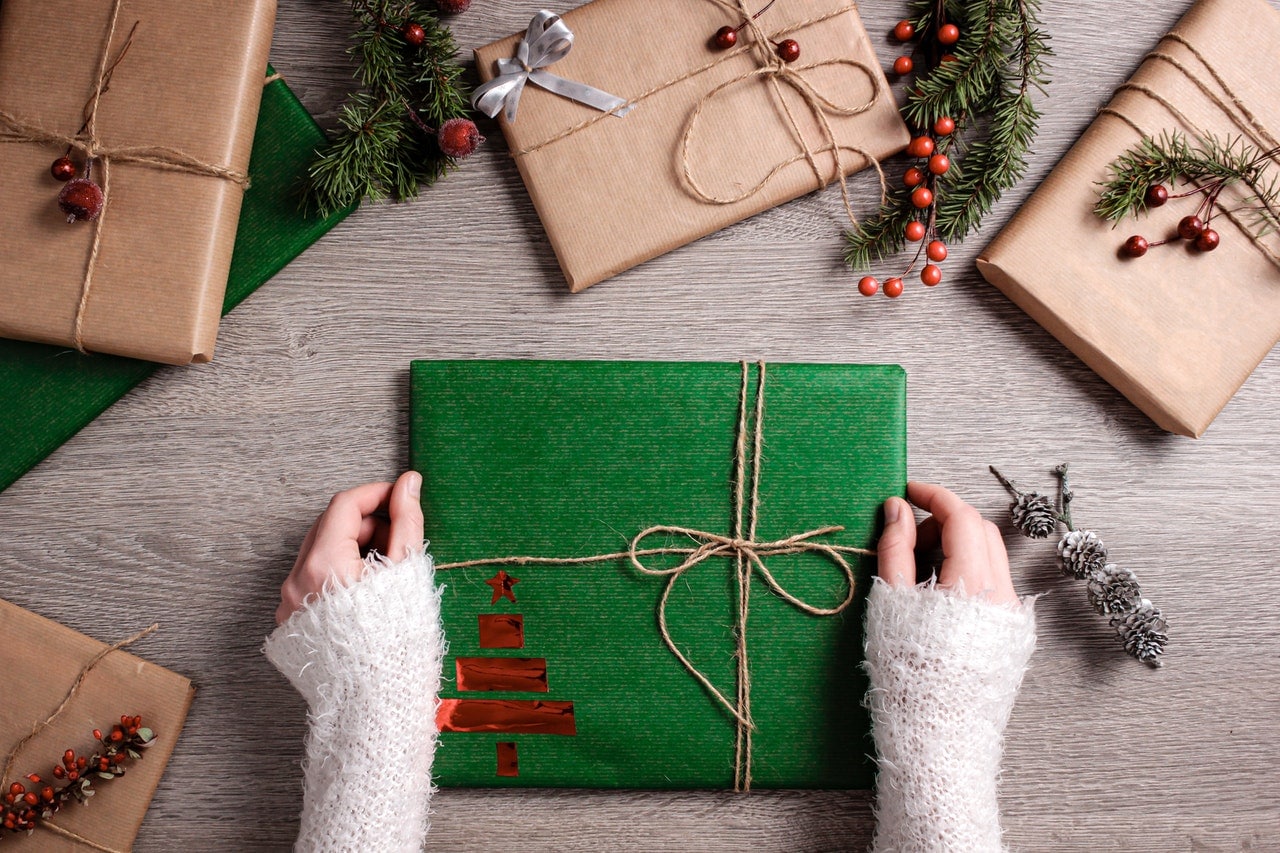Share to Buy's top 10 ways to enjoy Christmas at home