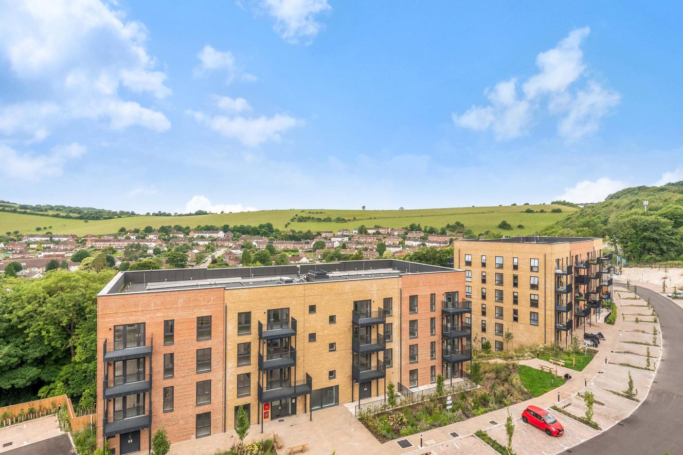 Hyde - Bluebell Heights 09/03